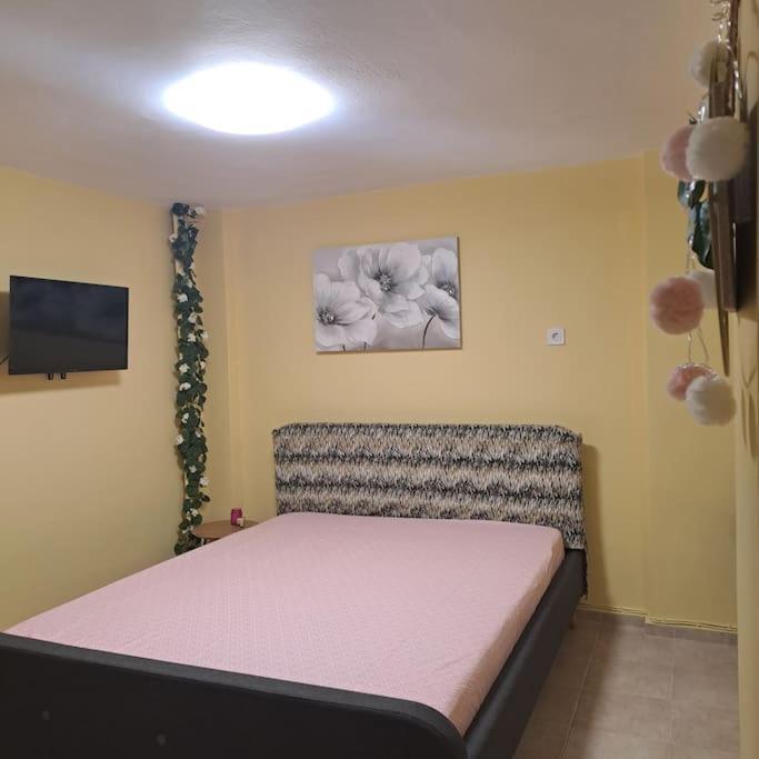 Zenia Home 1 Στην Καρδιά Της Πάτρας Luaran gambar
